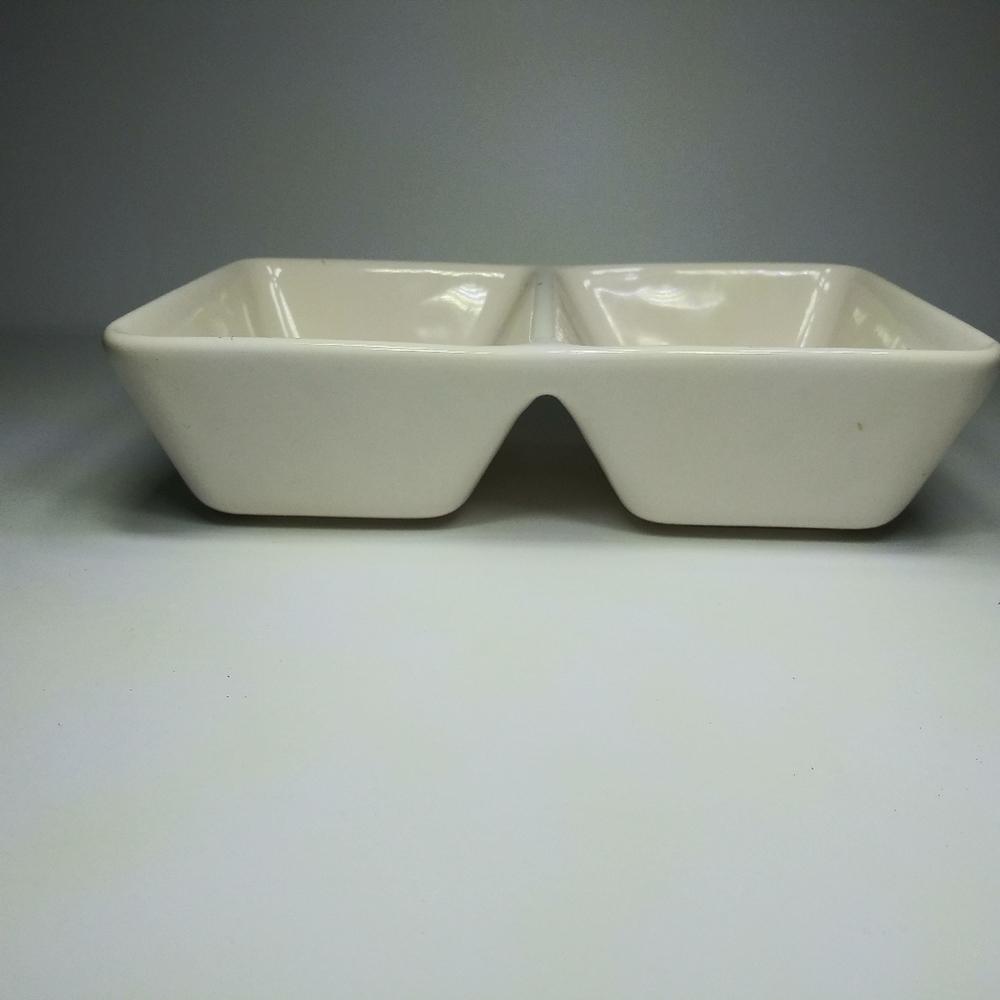 Rae Dunn "Eat & Yum" dish - Picture 3 of 4